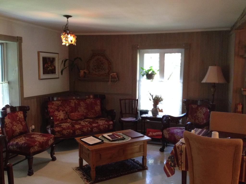 Auberge Petite Plaisance La Malbaie Exterior foto