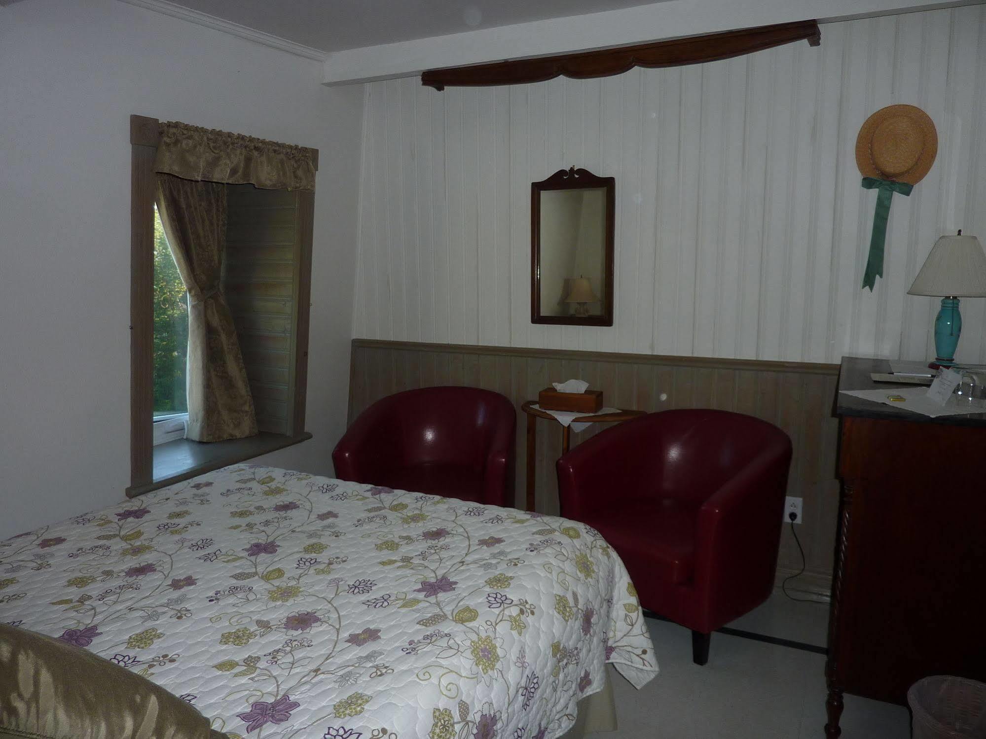 Auberge Petite Plaisance La Malbaie Exterior foto
