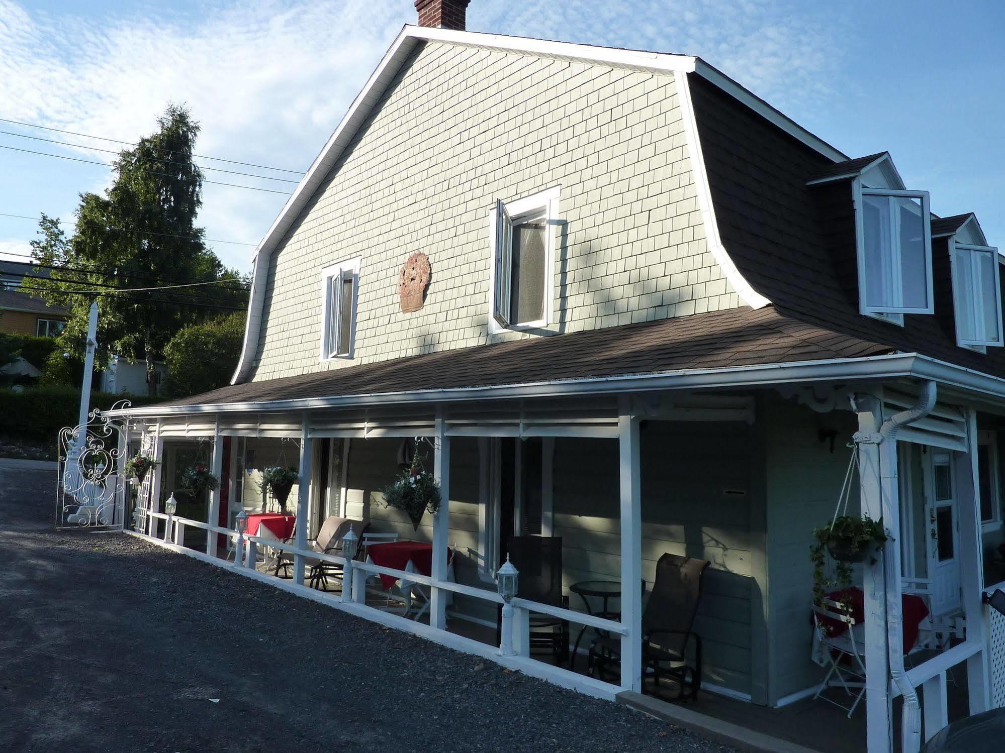 Auberge Petite Plaisance La Malbaie Exterior foto
